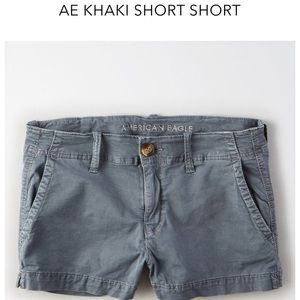 American Eagle khaki short shorts